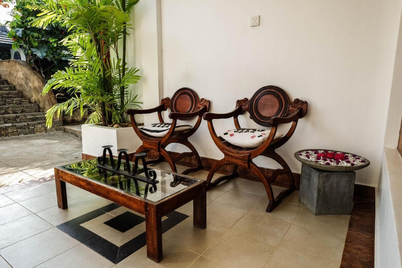 Elegant Hotel Kandy Kültér fotó