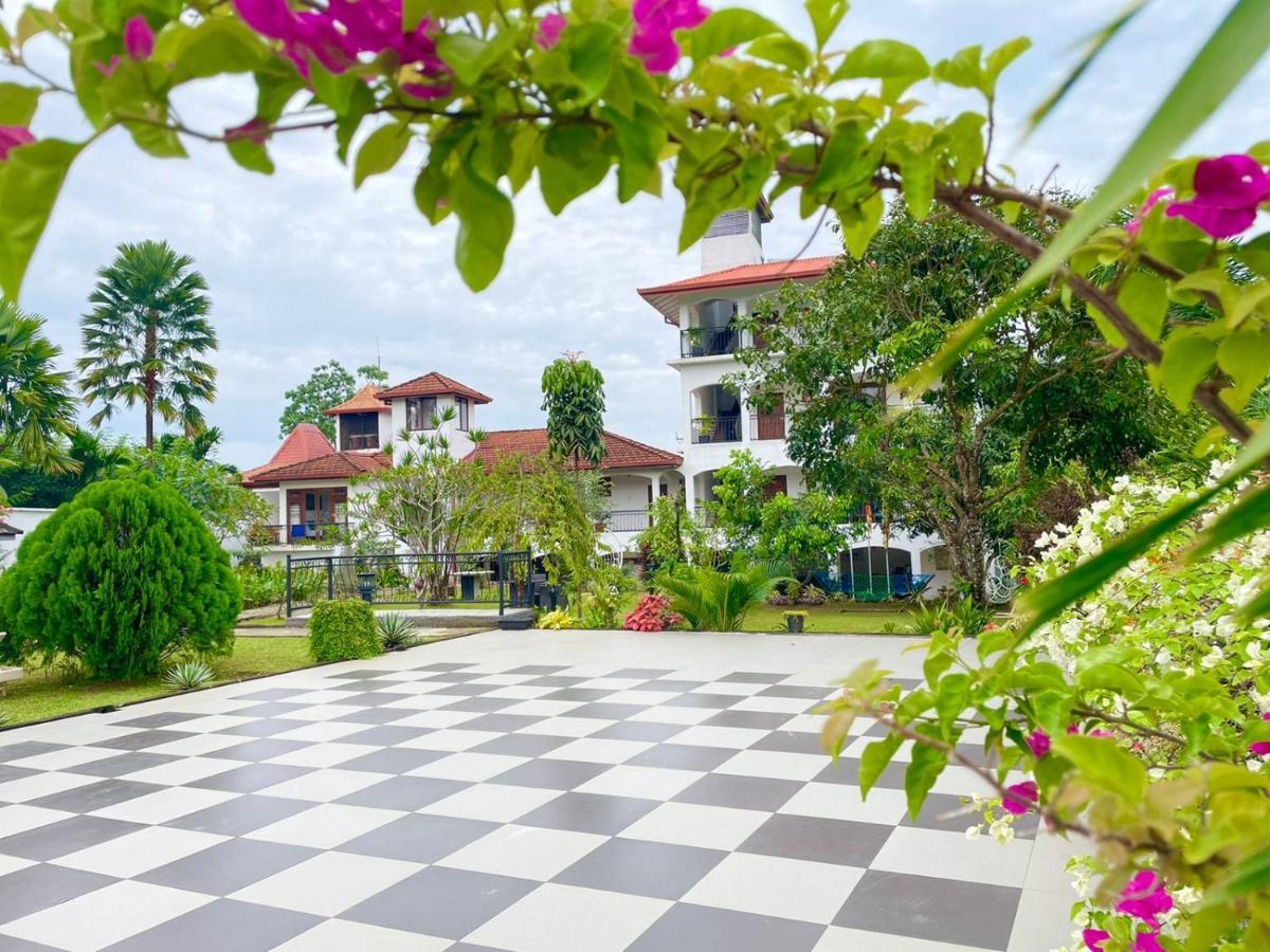 Elegant Hotel Kandy Kültér fotó