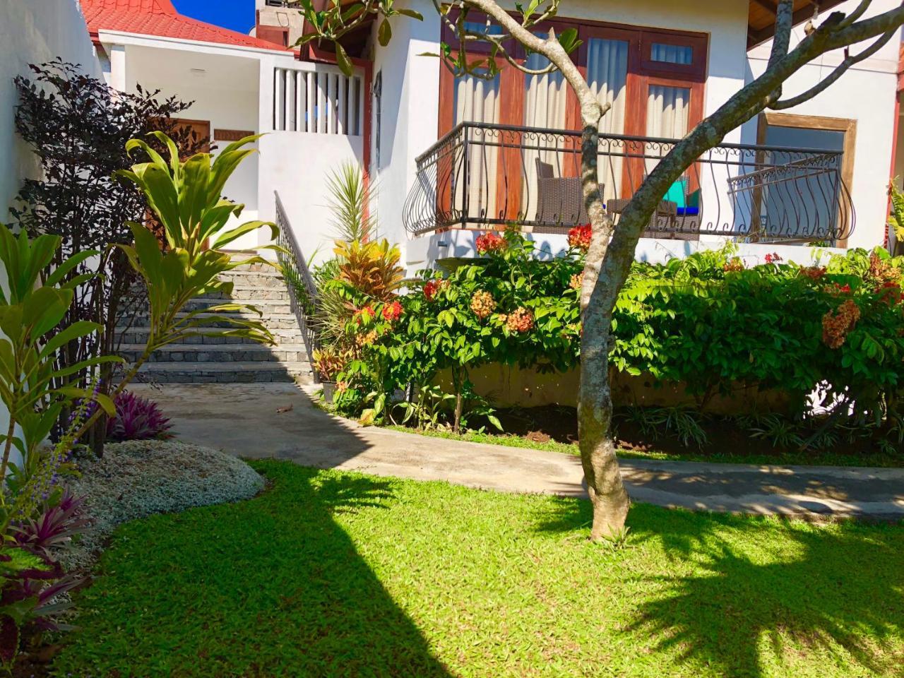 Elegant Hotel Kandy Kültér fotó