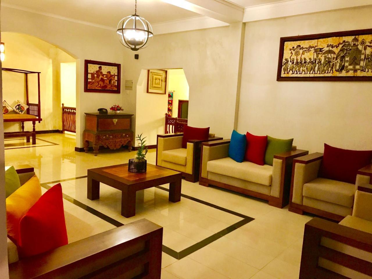 Elegant Hotel Kandy Kültér fotó