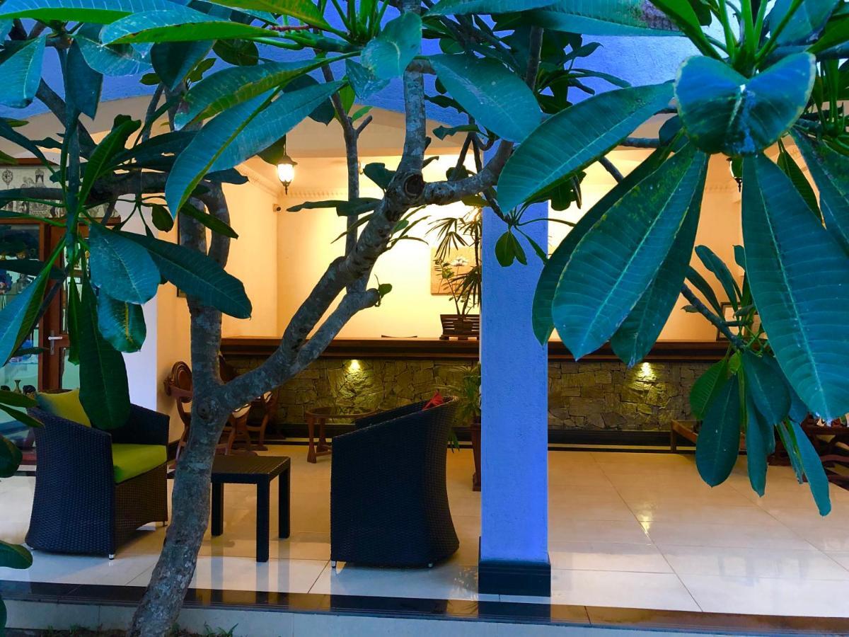 Elegant Hotel Kandy Kültér fotó